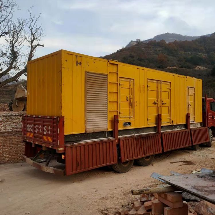 科尔沁200kW 发电机组在带电阻性负载时，输出功率会受到哪些因素的影响？