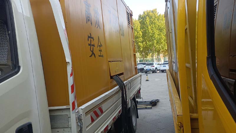 科尔沁如何判断柴油发电机组和UPS电源的切换时间是否符合要求？